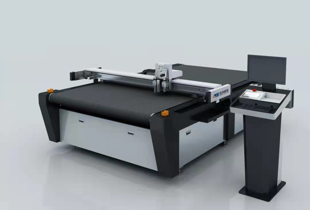 Digitálny plotter reže kartón